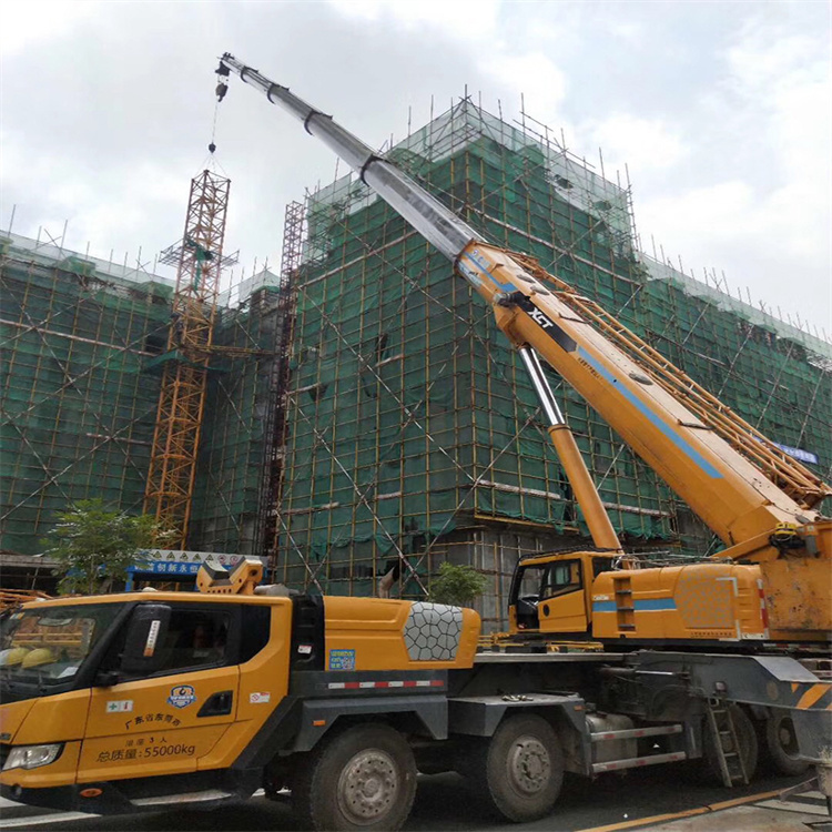 福建谈谈吊车租赁需要注意的事项