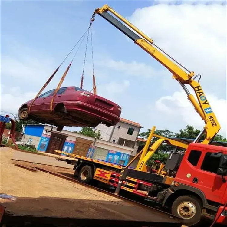 福建吊车吊汽车的正确方法